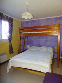CHAMBRE VIOLETTE