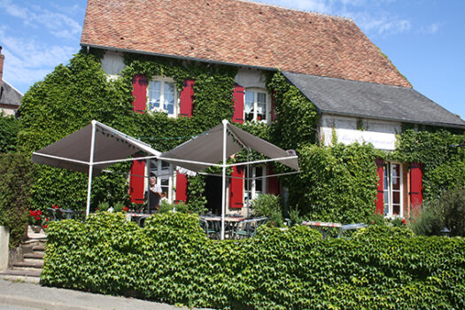  LE POUSSE CAILLOU - Facade